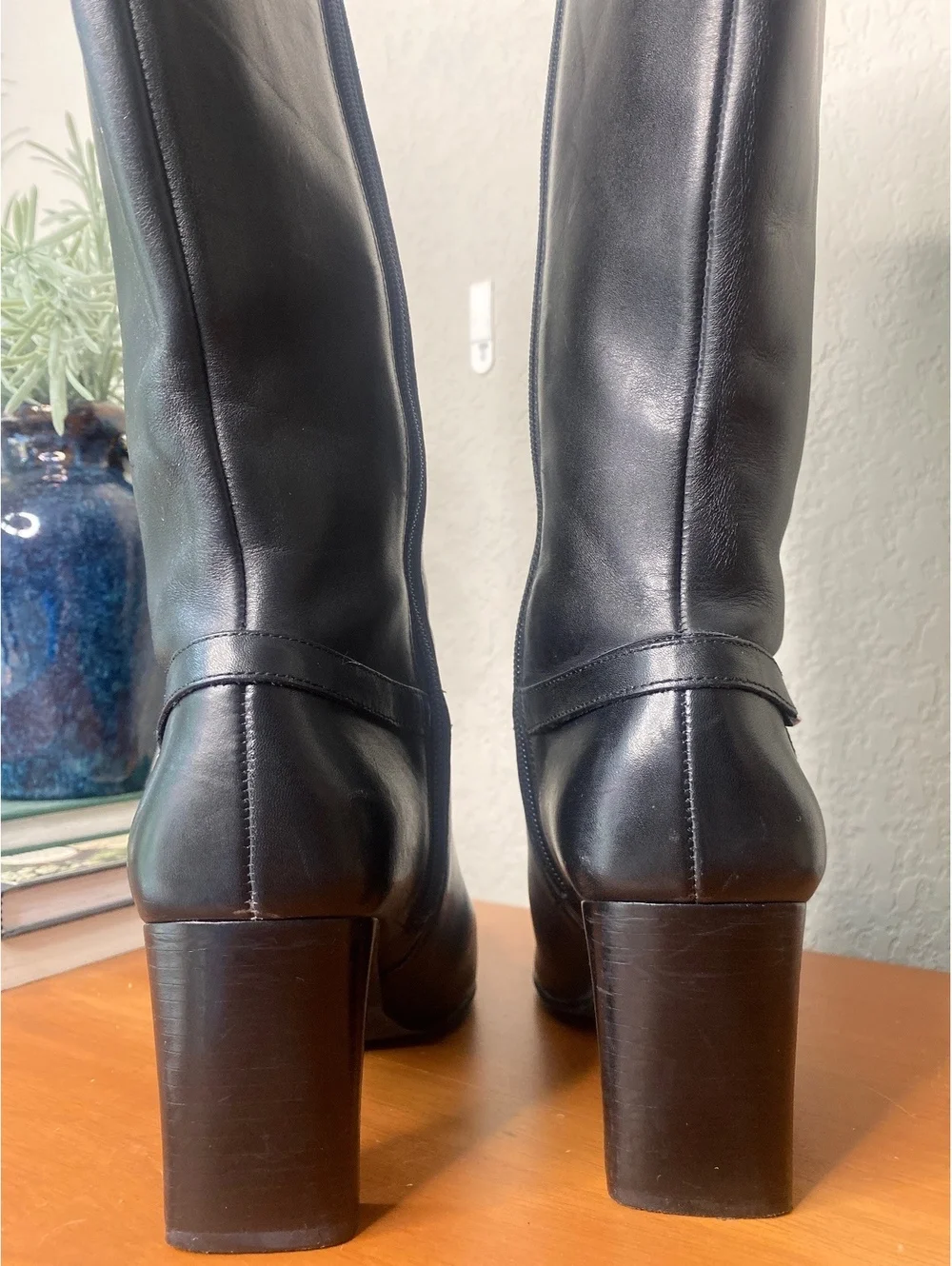 Naturalizer Leather Square Toe Knee high Boots